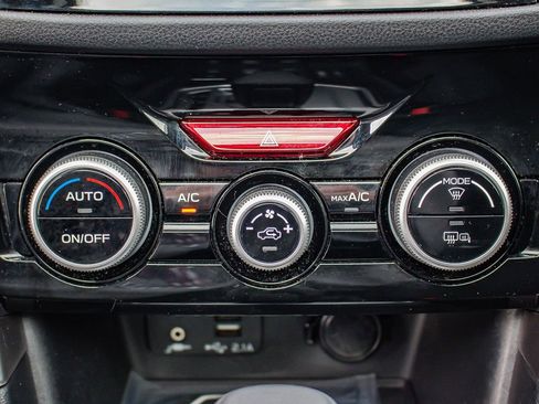 Used 2020 Subaru Forester Premium image 30