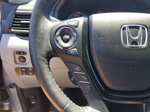 Used 2018 Honda Ridgeline RTL-E image 22