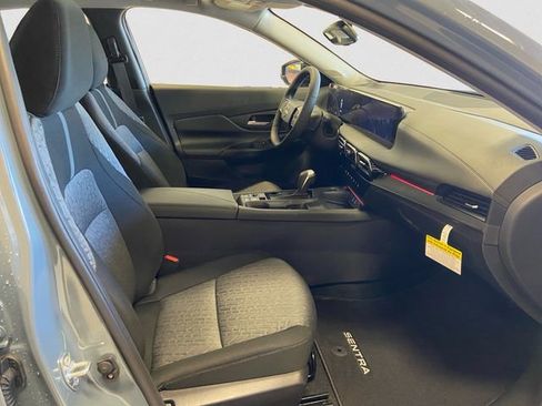 New 2026 Nissan Sentra SV w/ SV Convenience Package FWD image 15