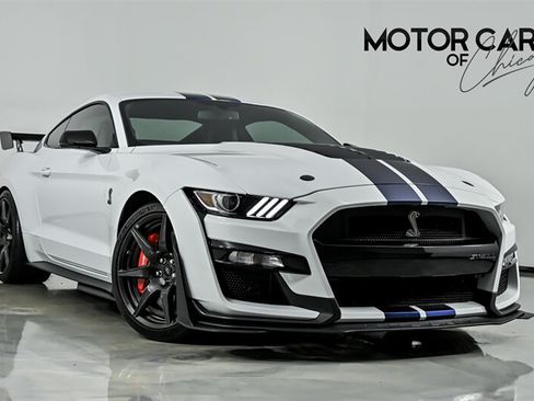 Used 2020 Ford Mustang Shelby GT500 w/ Carbon Fiber Track Pack RWD image 1