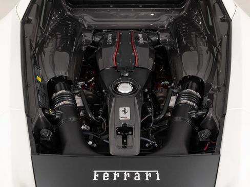 Used 2020 Ferrari 488 Pista Coupe RWD image 23