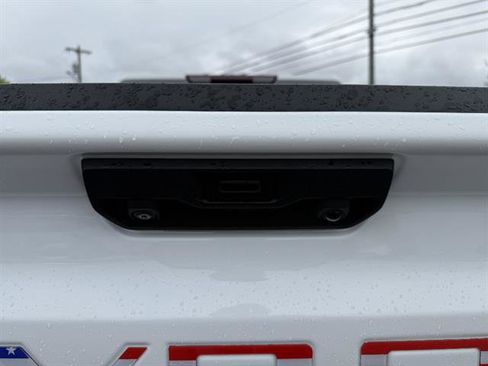 Used 2022 Chevrolet Silverado 1500 LT AWD/4WD image 26