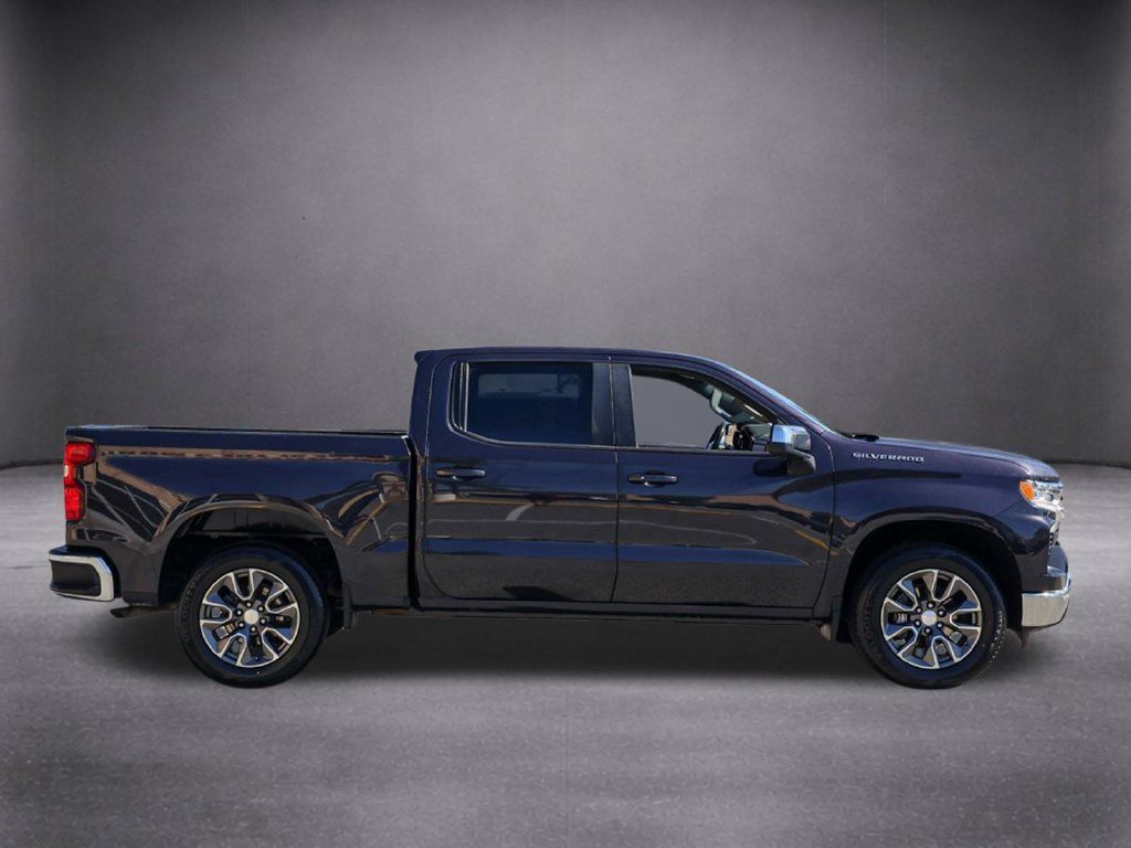 Used 2022 Chevrolet Silverado 1500 LT RWD image 3