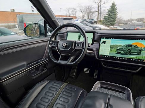 Used 2022 Rivian R1T Adventure image 43