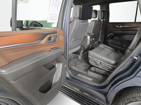 Used 2021 GMC Yukon Denali w/ Denali Ultimate Package AWD/4WD image 37