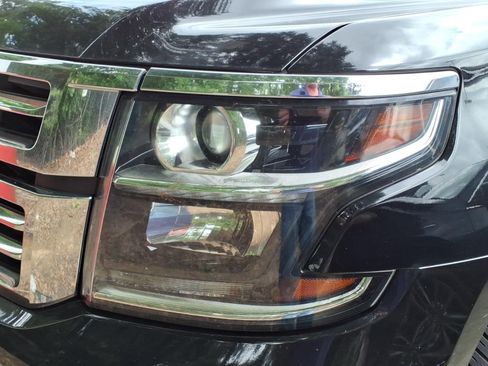 Used 2019 Chevrolet Tahoe LS RWD image 9