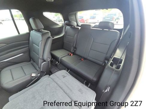 New 2026 Chevrolet Traverse Z71 w/ Driver Confidence Package image 18