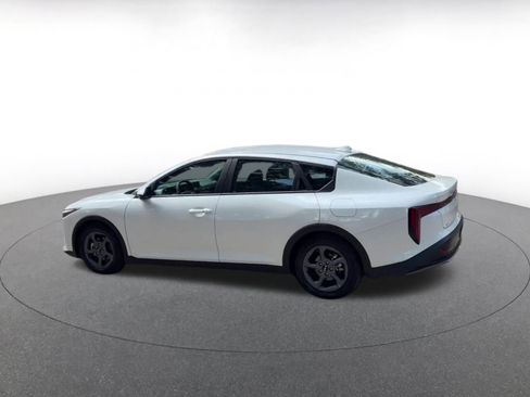 Used 2025 Kia K4 FWD image 10