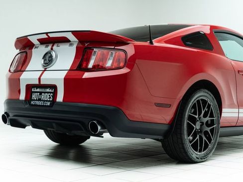 Used 2010 Ford Mustang Shelby GT500 image 14