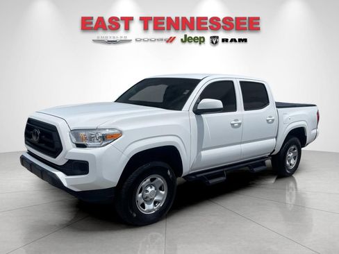 Used 2022 Toyota Tacoma SR AWD/4WD image 7