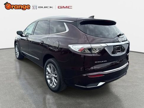 Used 2023 Buick Enclave Avenir w/ Avenir Technology Package FWD image 5