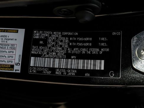 Used 2023 Lexus GX 460 Premium AWD/4WD image 55