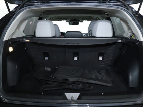 Used 2018 Subaru Crosstrek 2.0i Limited image 30