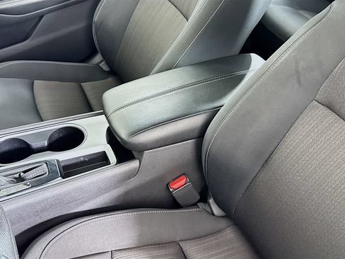 Used 2024 Nissan Altima 2.5 SV FWD image 38