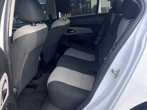 Used 2012 Chevrolet Cruze LS w/ Connectivity Package FWD image 10