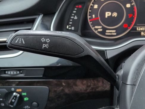 Used 2017 Audi Q7 3.0T Premium Plus image 29