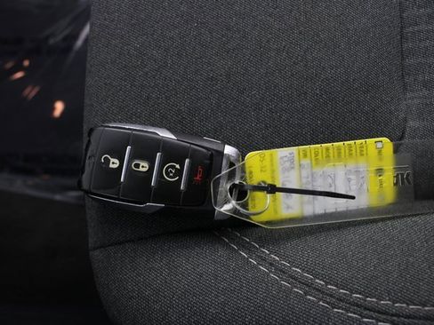 Used 2022 RAM 1500 Big Horn image 7