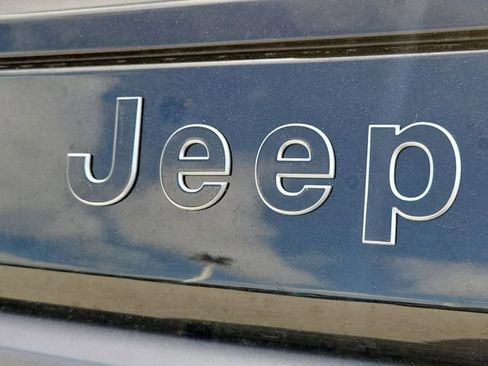 New 2026 Jeep Grand Wagoneer L Limited AWD/4WD image 6
