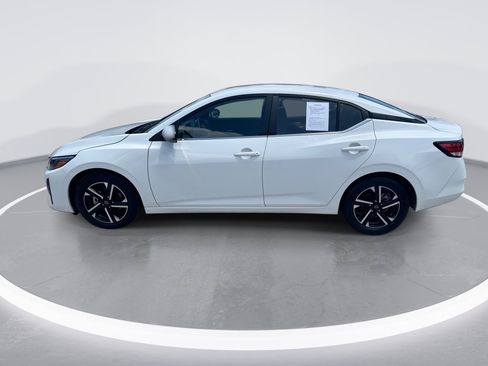 Used 2024 Nissan Sentra SV FWD image 8