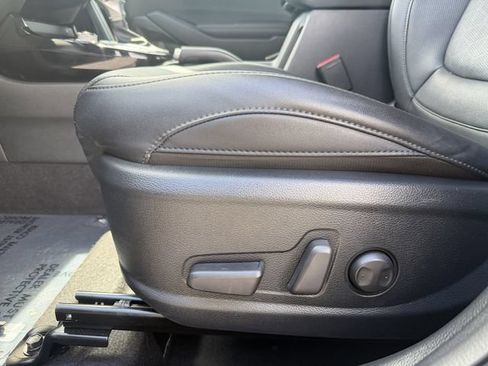 Certified 2025 Kia Seltos EX FWD image 15