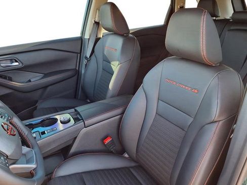 New 2026 Nissan Rogue SV AWD/4WD image 12