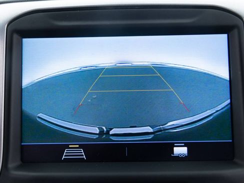 Used 2022 GMC Sierra 1500 Elevation image 37