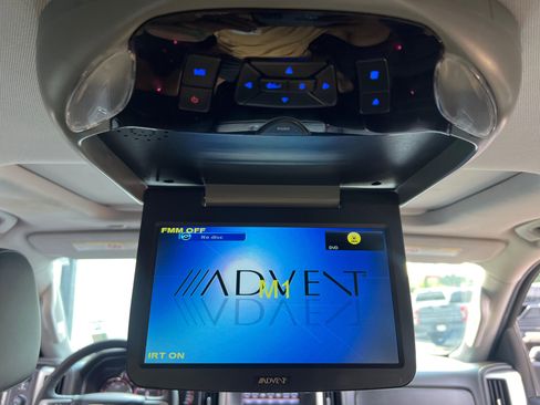 Used 2016 GMC Sierra 2500 SLT w/ Duramax Plus Package image 28