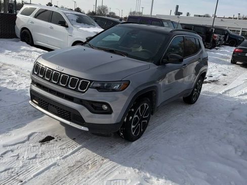 Certified 2024 Jeep Compass Limited image 2