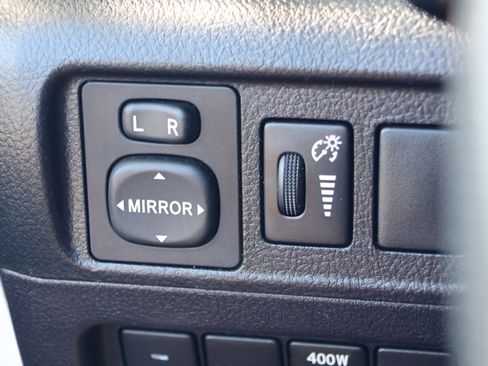 Used 2018 Toyota 4Runner SR5 Premium image 14