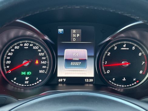 Used 2018 Mercedes-Benz C 300 Sedan w/ Premium Package image 22