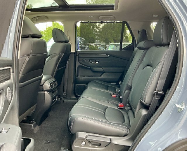 New 2026 Honda Pilot Touring image 10