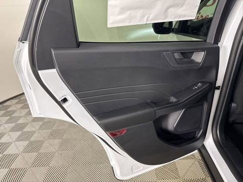 New 2026 Ford Escape Active image 18