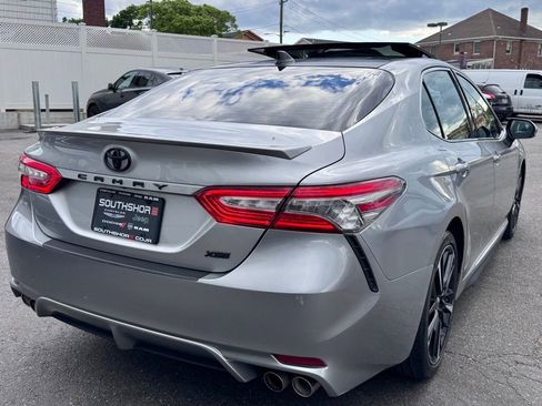 Used 2019 Toyota Camry XSE FWD image 7