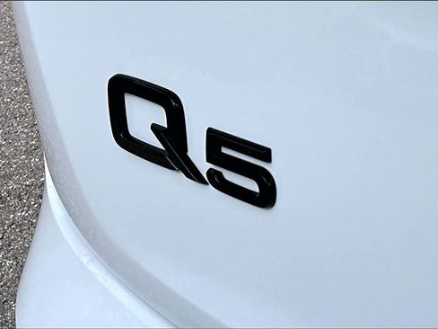 Used 2025 Audi Q5 e Premium Plus w/ Premium Plus Package AWD/4WD image 10