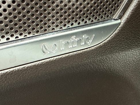 Used 2019 Hyundai Santa Fe Limited image 22