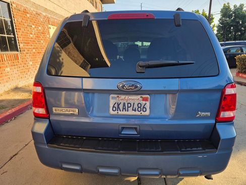 Used 2010 Ford Escape XLT image 5