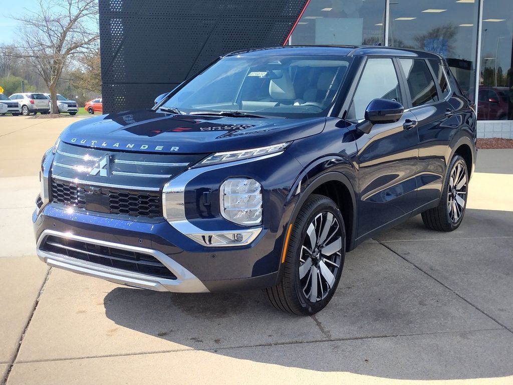 New 2026 Mitsubishi Outlander SE AWD/4WD image 1