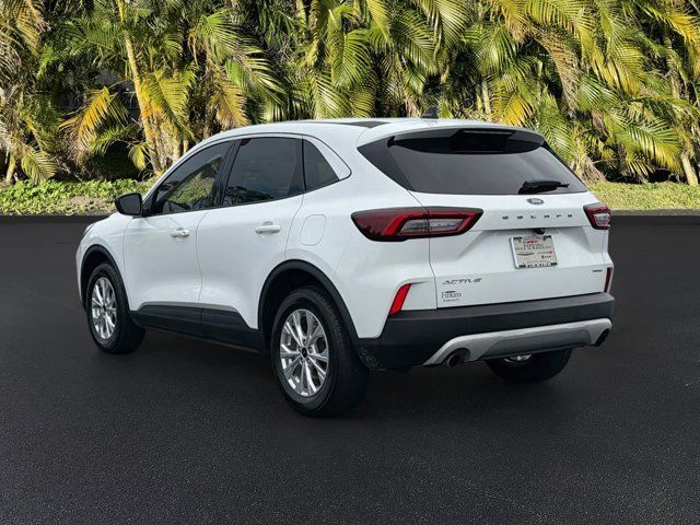 Used 2023 Ford Escape Active w/ Tech Pack #1 AWD/4WD image 7