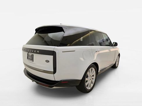 Used 2023 Land Rover Range Rover SE AWD/4WD image 9