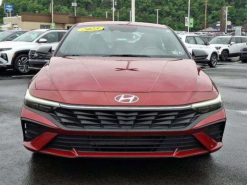 Certified 2025 Hyundai Elantra Sport FWD image 2