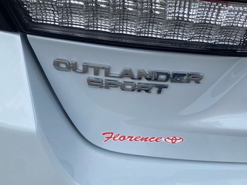 Used 2024 Mitsubishi Outlander Sport LE image 11