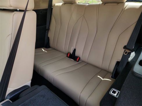 New 2025 Acura MDX Base image 18