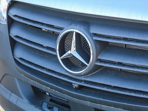 New 2025 Mercedes-Benz Sprinter 2500 image 5