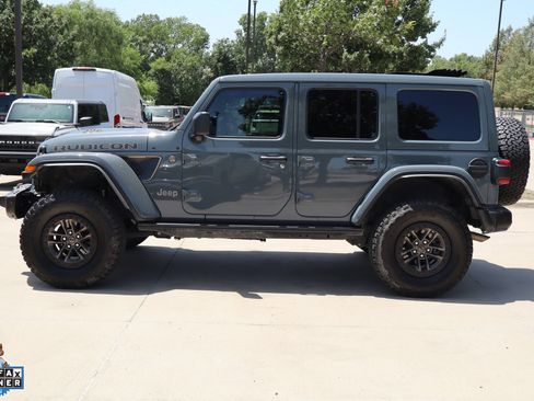 Used 2025 Jeep Wrangler Unlimited Rubicon 392 AWD/4WD image 6