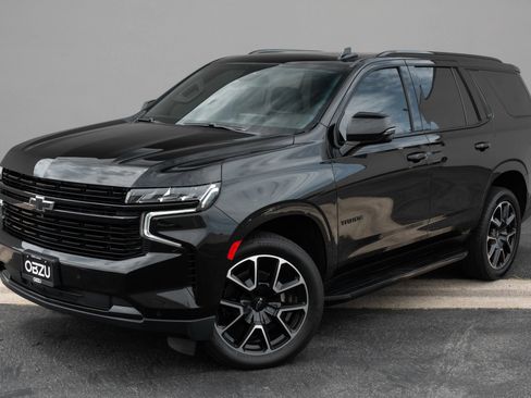 Used 2023 Chevrolet Tahoe RST w/ Luxury Package AWD/4WD image 2