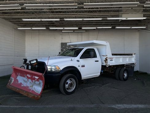 Used 2012 RAM 4500 4x4 Regular Cab w/ Max Tow Pkg image 3