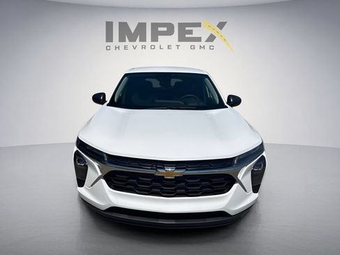 New 2026 Chevrolet Trax LS FWD image 8