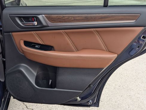 Used 2018 Subaru Outback 2.5i Touring w/ Popular Package #3 image 22