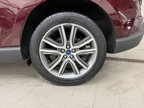Used 2019 Ford Edge Titanium w/ Equipment Group 301A image 26