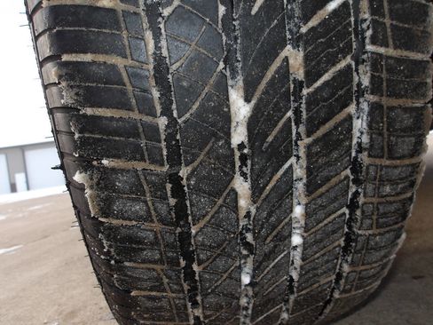 Used 2014 Jeep Grand Cherokee Limited w/ Luxury Group II image 32